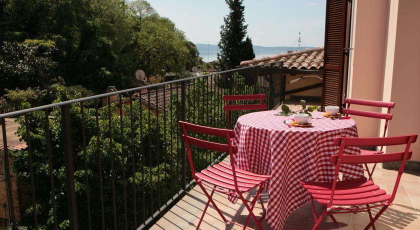 Relax In Piazzetta Casa E Appartamento Per Vacanze 트레비나노로마노 객실 사진
