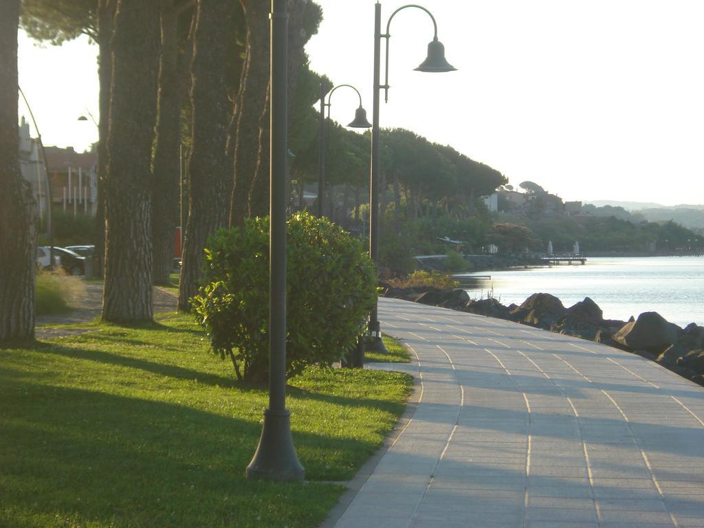 Relax In Piazzetta Casa E Appartamento Per Vacanze 트레비나노로마노 외부 사진