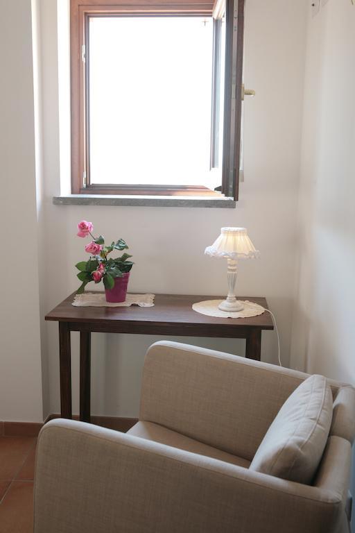 Relax In Piazzetta Casa E Appartamento Per Vacanze 트레비나노로마노 객실 사진